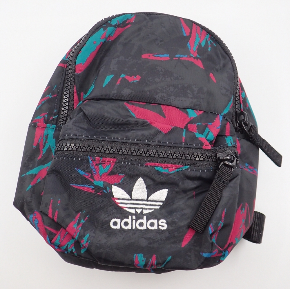 โSOLDโ Adidas Mini Backpack - NWT - Picture 1 of 4
